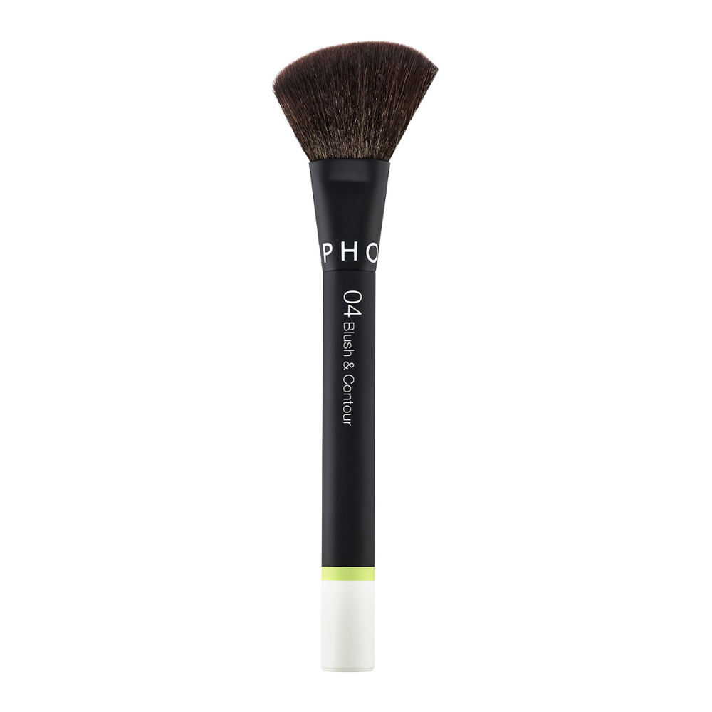 Essential Cheek Brush 04