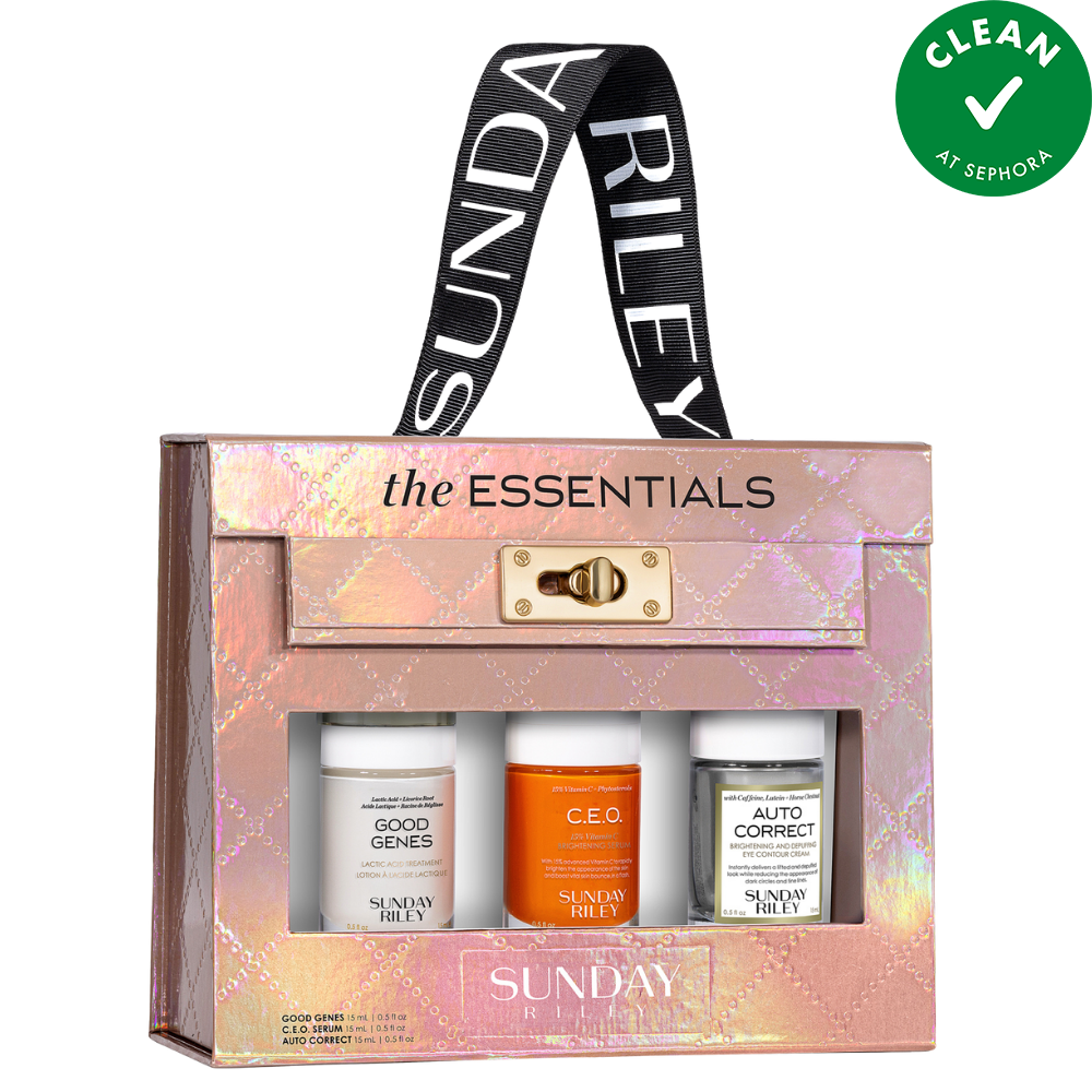 The Essential (Holiday Limited Edition)